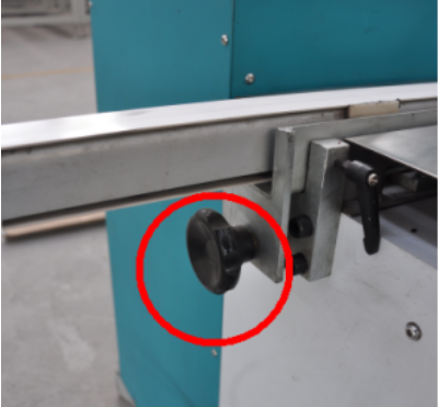 Crossbeam adjustable structure